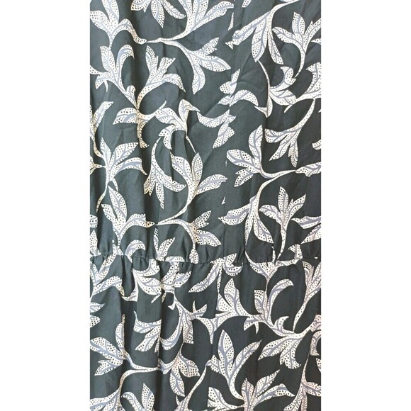 Silk Studio True Wrap Dress Size 10 Petite 100% Silk Black Gray Floral Print VTG - Picture 14 of 15